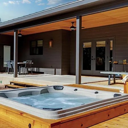 Casa Alegre Luxurious Home With Hot Tub